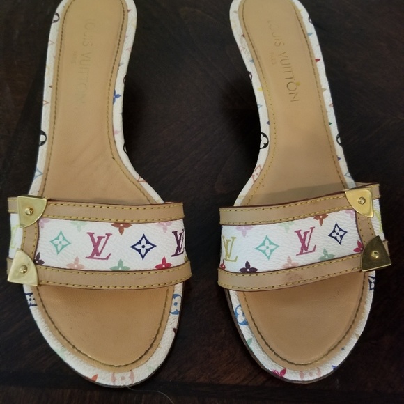 Authentic louis Vuitton heels - Picture 2 of 3